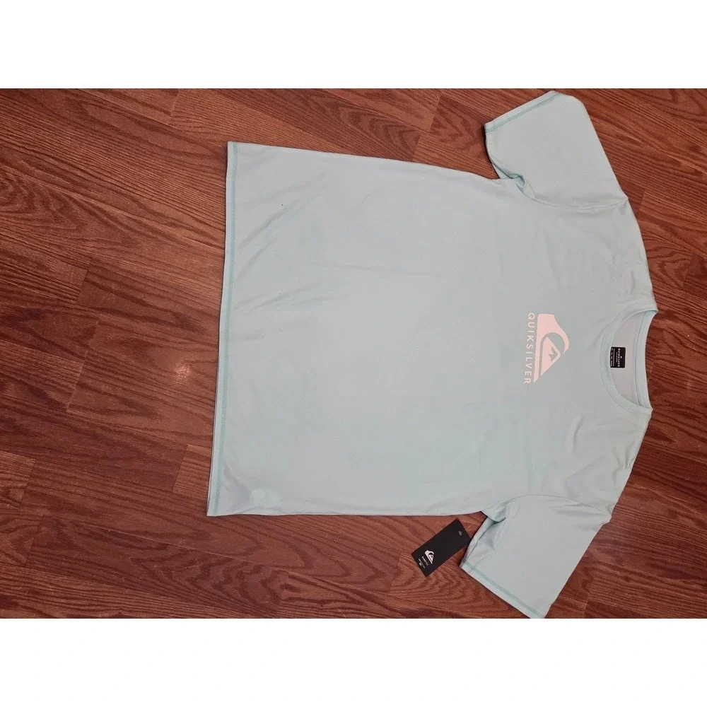 Quiksilver Mens‎ XXL Surf Tee Rash Guard UPF 50+ Light Blue Short Sleeve Shirt